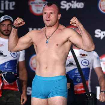 Beatdown Bellators Alexander Shlemenko J